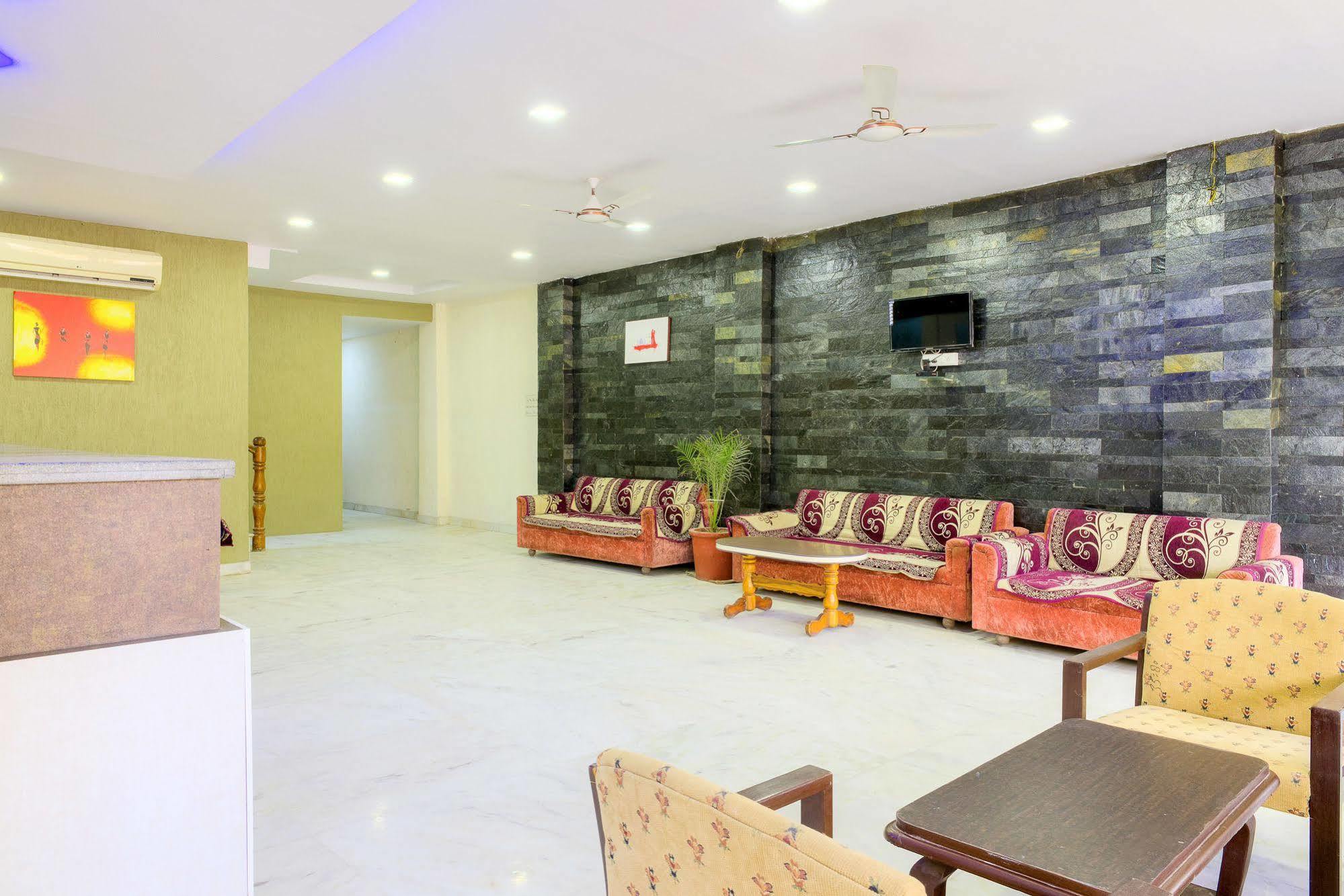 Treebo Siddharth Hotel Ajmer Bagian luar foto
